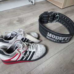 lifting shoes and weight belt (small)