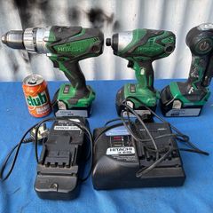 2 cordless 18V Hitachi drills, Hitachi light and 2 chargers