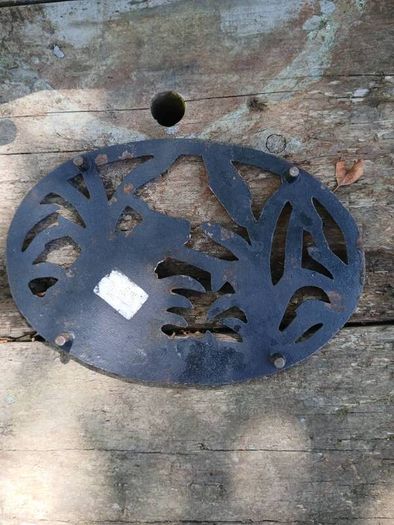 Cast iron trivets