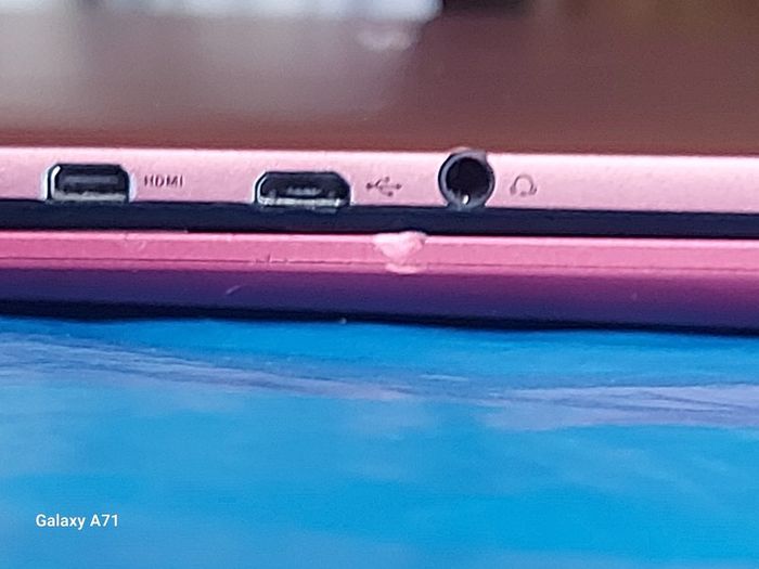 ASUS Tablet and Keyboard Dock, Model T100H, not powering on, for parts or repair