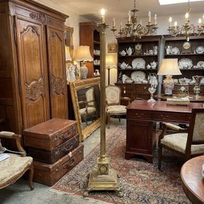 Excellent very tall brass Corinthian column standard lamp.