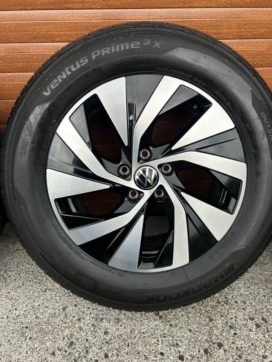New genuine Volkswagon Venezia Alloy Rims & Tyres