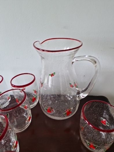 vintage jug & glasses Christmas