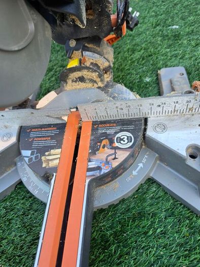 Evolution R255SMS sliding mitre saw