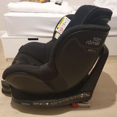 Britax Romer DUALFIX i-size child car seat BR - REDUCED excellent condition