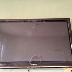 Panasonic tv 42'