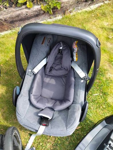 Maxi Cosi Adorra Luxe Travel System