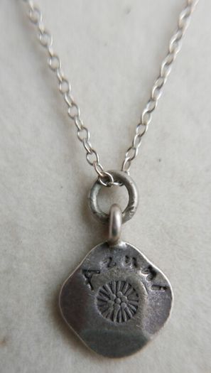 Vintage Sterling Silver .925 Azuni Pendant and Necklace - Full Hallmark length 18" - 3,2g