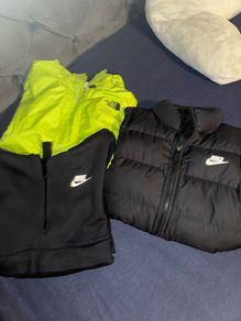 Mens small clothing bundle