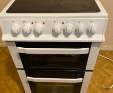 Freestanding Electric Cooker / Oven