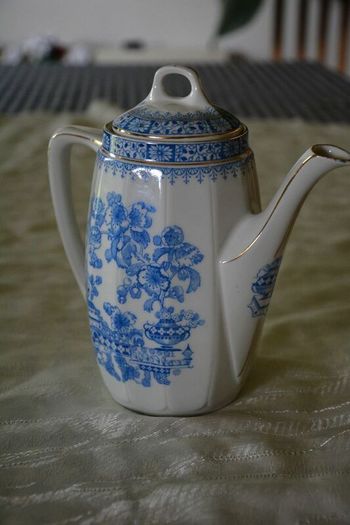 KPM Germany - Royal Porcelain Factory, tea pot