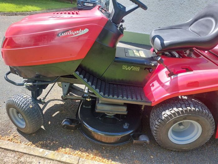 Castelgarden Ride on Mower