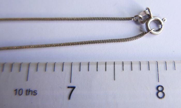 Vintage 925 Sterling Silver Pendant with Blue Stone on chain