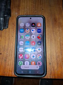 Samsung Galaxy A55 5g includes buds
