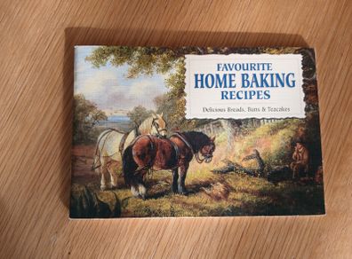 Favourite Home Baking Recipes - delicious Bread, Buns & Teacakes.