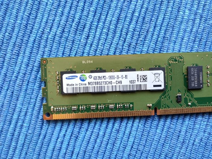 16 Gb (4x4gb)  Ddr3-1333/pc3-10600 Samsung