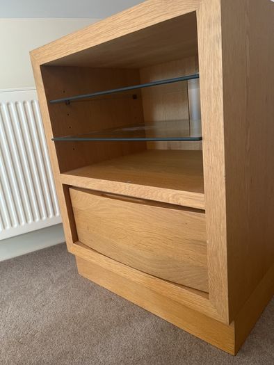 Solid Oak side table - stand