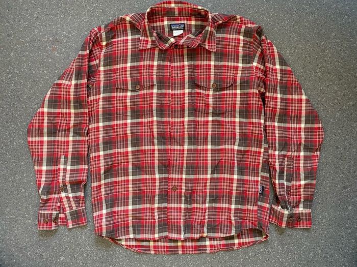 Vintage Patagonia Fjord Flannel Men's Medium Long Sleeve Button-Up Shirt - Red