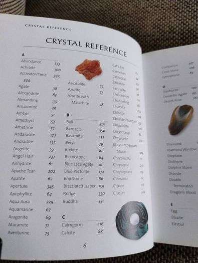 The Crystal Bible a definite guide to crystals by Judy Hall 400 pages in good condition FREE STANDARD POSTAGE INCLUDED