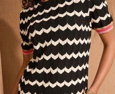 Love & Roses Black Short Sleeve Chevron Knitted Top