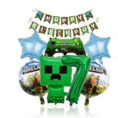 Minecraft Number & Flag Decoration Set 8 Pieces Steve & Alex