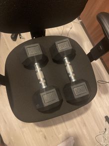 Two 10kg dumbells