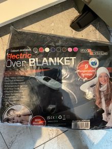 Electric blanket free to go