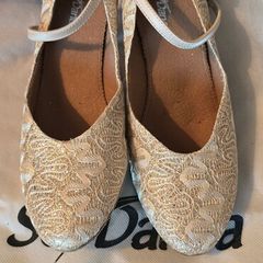 soDanca dance shoes Gold size 5 1/2