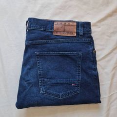 Tommy hilfiger Denton stretch Size 33/32 zip fly in excellent condition