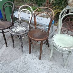 4 Bentwood chairs