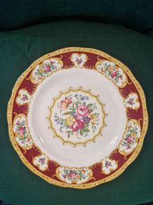 Royal Albert Lady Hamilton Dinner Plates