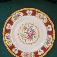 Royal Albert Lady Hamilton Dinner Plates