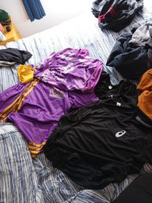running shirts