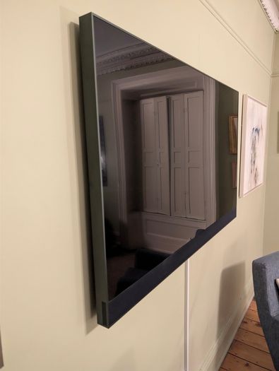 Sky Glass TV (Gen 1) 65" Green (rare). Immaculate!