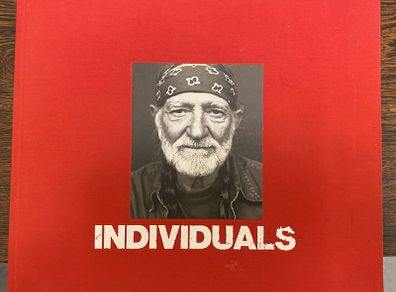 art book Individuals:Portraits from the Gap Collection (Willie Nelson Cover with cd good condition