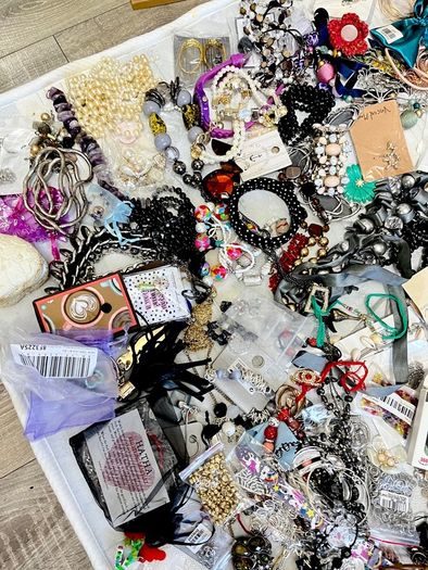 Large bundle of jewellery almost 12kg