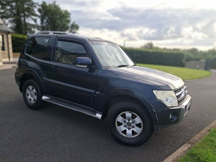 Mitsubishi Pajero 2009