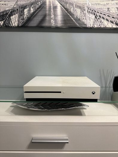 X-box One S