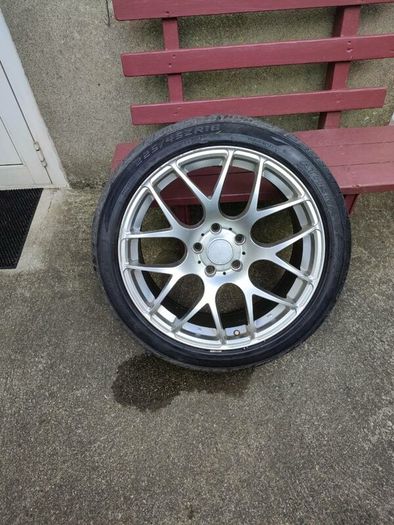 Alloy wheels