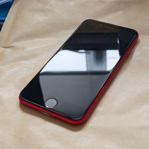Apple iPhone SE 2020 - 64GB - Product Red - Defect - Activation locked - Parts only