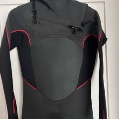 Xcell Drylock Winter Wetsuit 5/4mm Size MS Like New