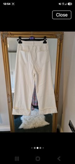 Brand new halara soft and stretchy jeans