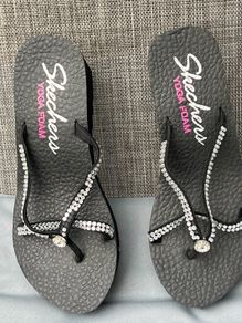 Ladies sandal's size 5