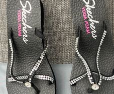 Ladies sandal's size 5