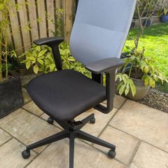 ergonomic office chair