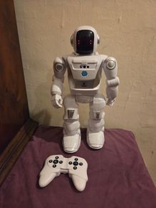 Silverlit Remote Control Robot - Fully working