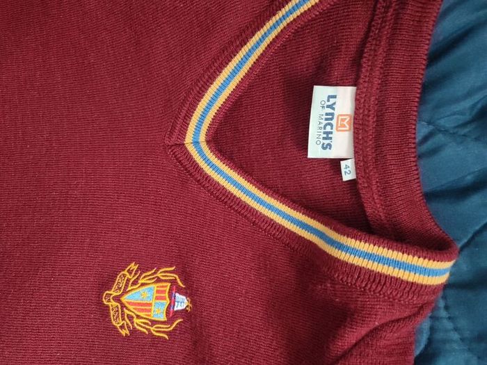 uniform - high school jumper size 42, as new