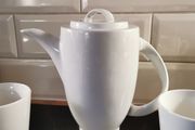 1L tea pot with 4 mugs white