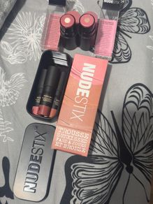 NUDESTIX Nudefix Cream Concealer in shade Nude 4 NUDIES BLUSH in naughty n spicy