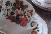 A 21piece Vintage Royal Tara Tea Set